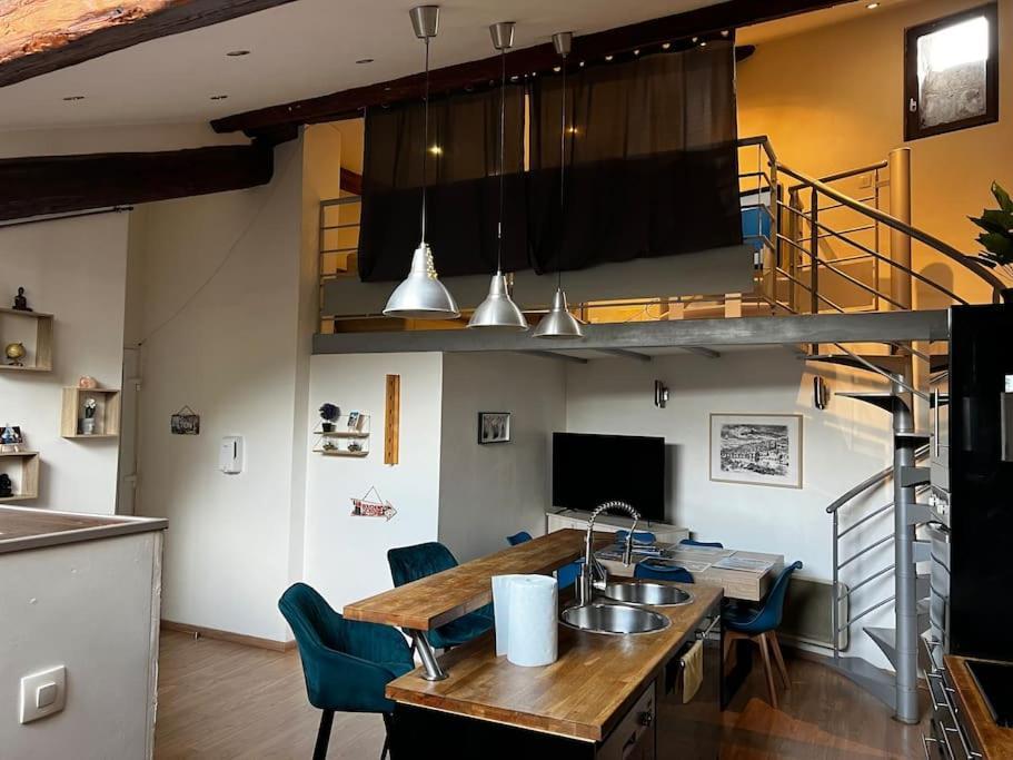 Pepite Rare 8 Personnes Au Coeur Battant Du Vieux Lyon Lião Exterior foto